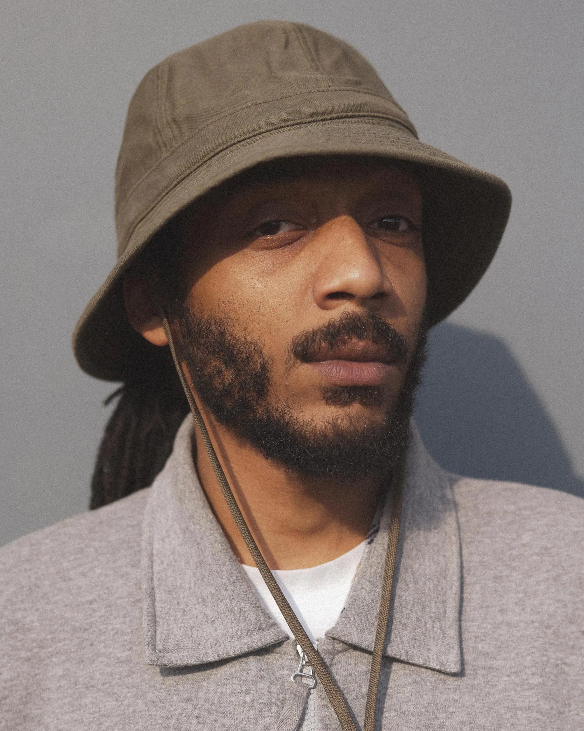cableami® Metro Hat in Dark Olive Satin Cotton