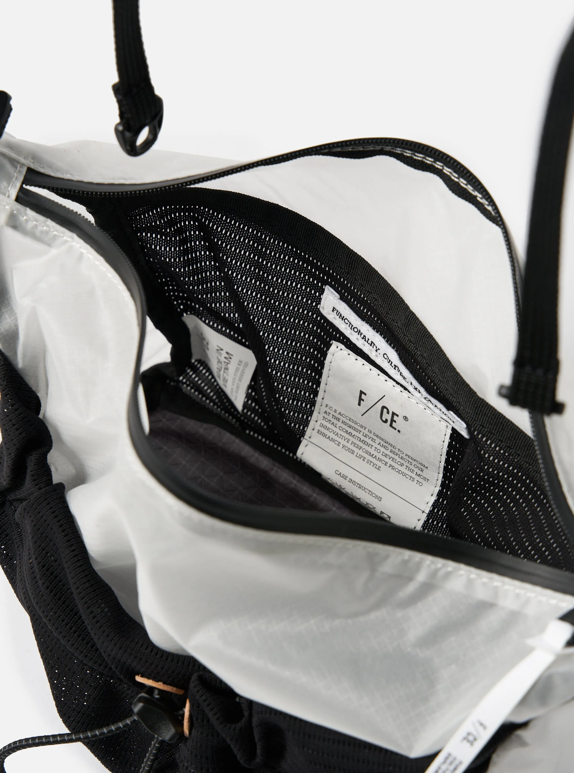 F/CE.® Cordura Sil Sacoche in White Nylon