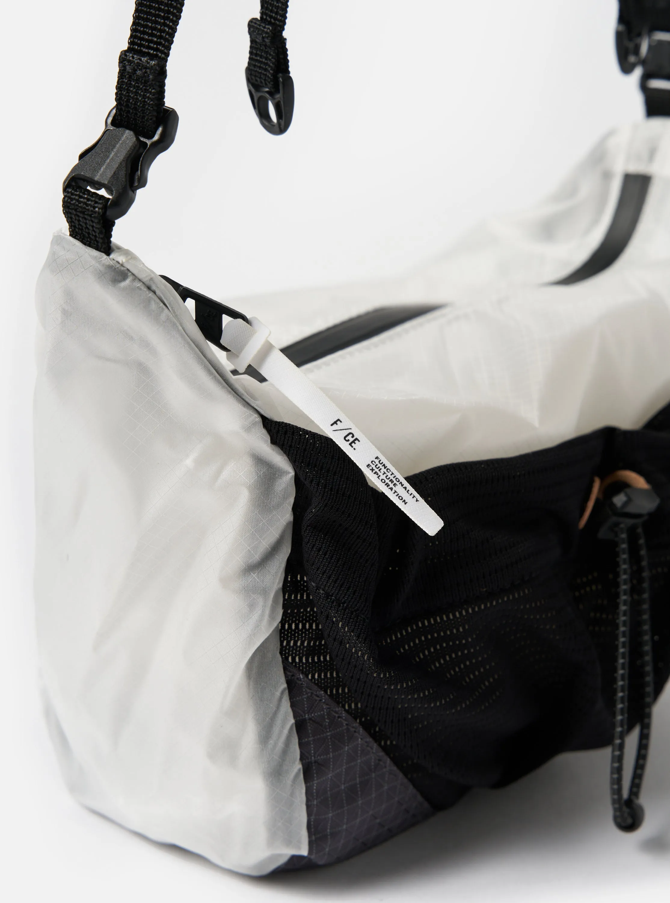 F/CE.® Cordura Sil Sacoche in White Nylon