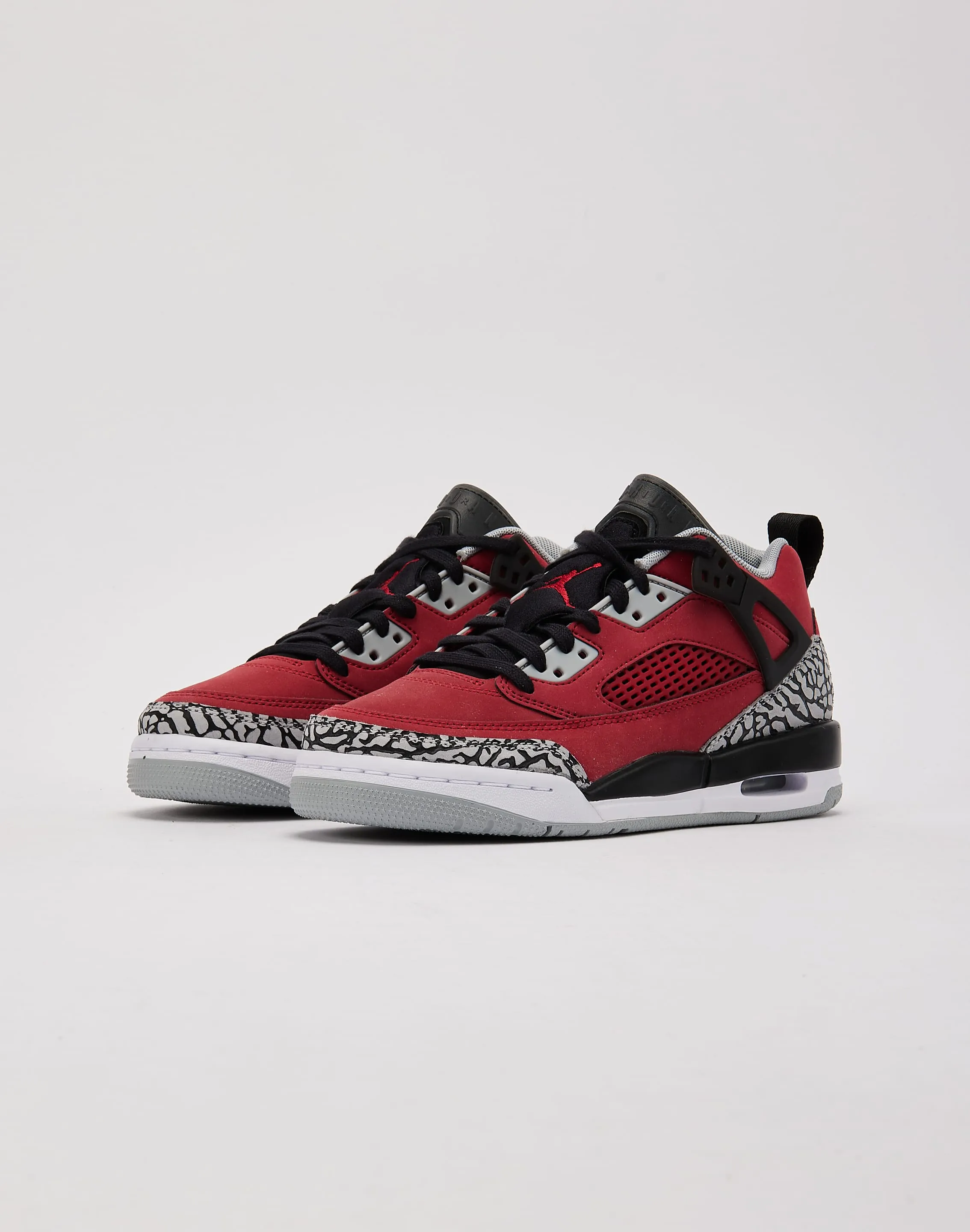 Jordan Spizike Low Grade-School