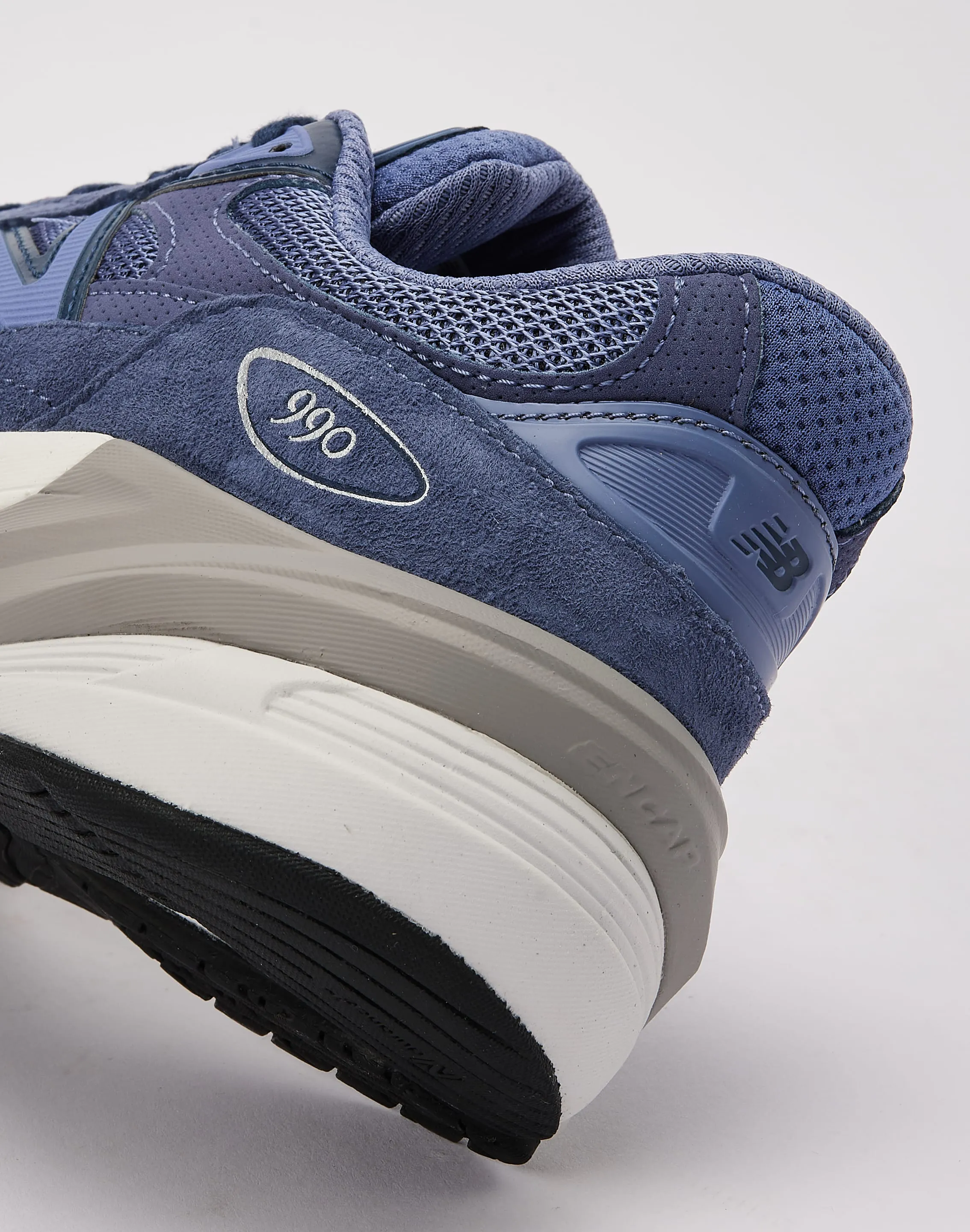 New Balance 990V6 Grade-School