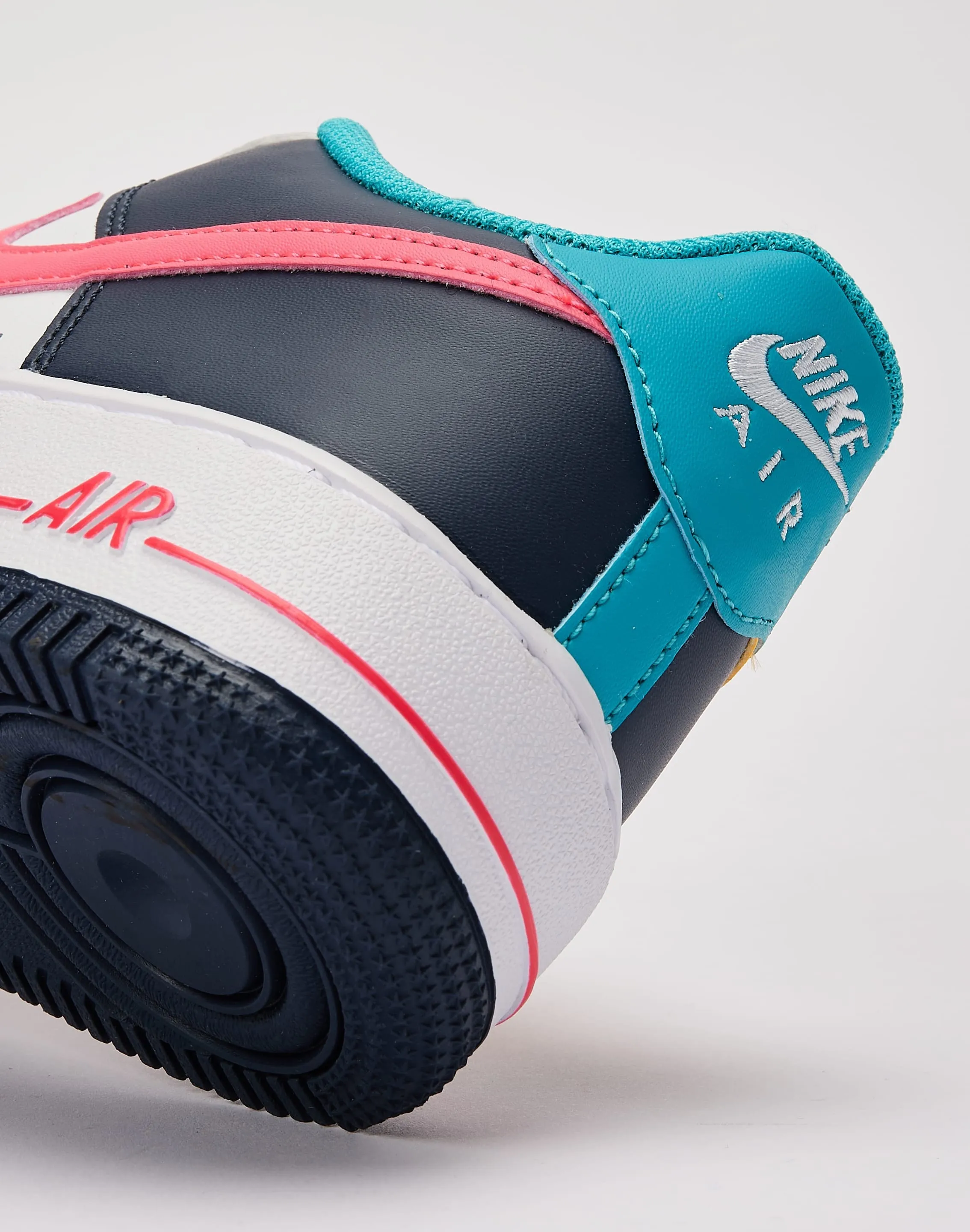 Nike Air Force 1 Low Grade-School