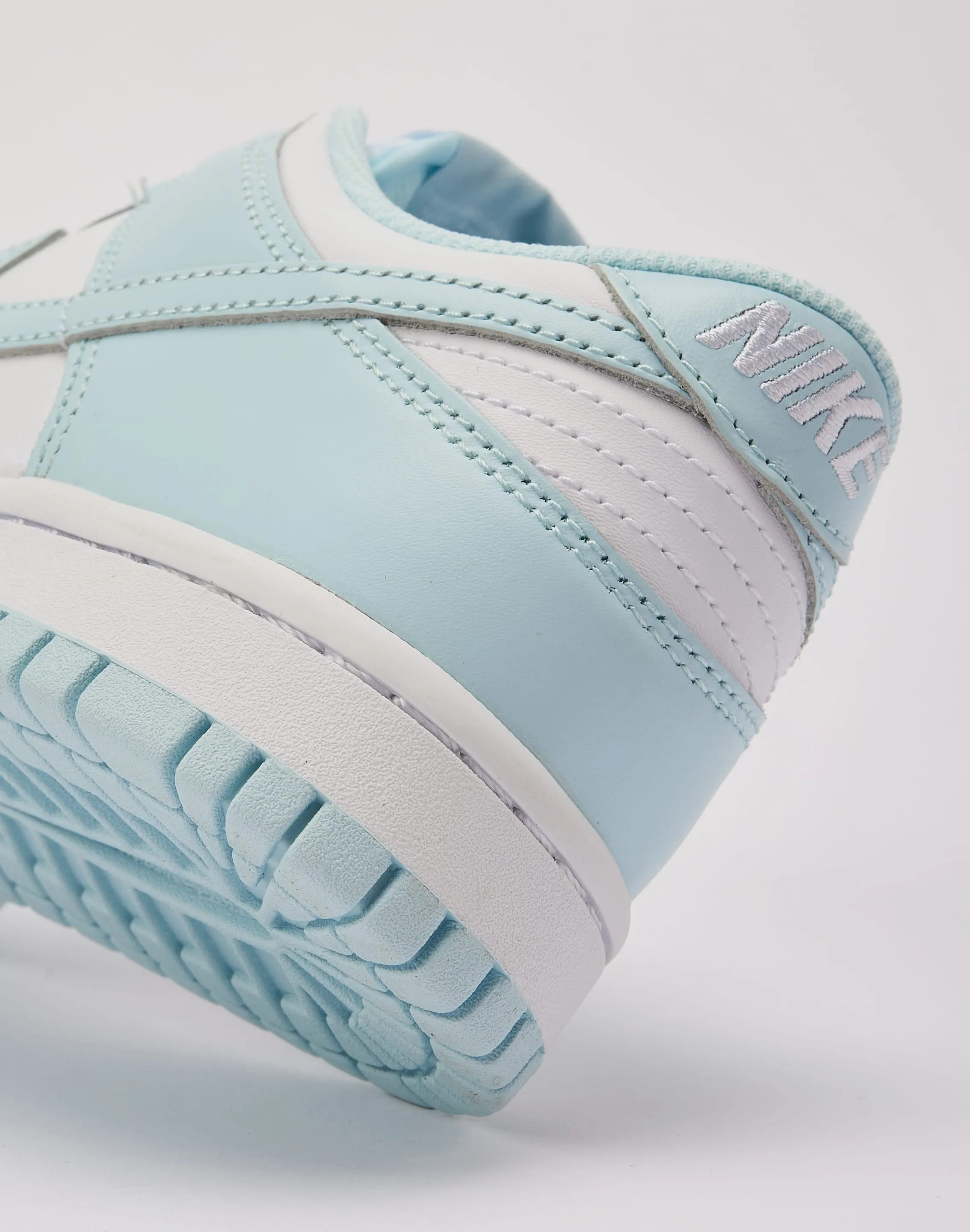Nike Dunk Low Grade-School