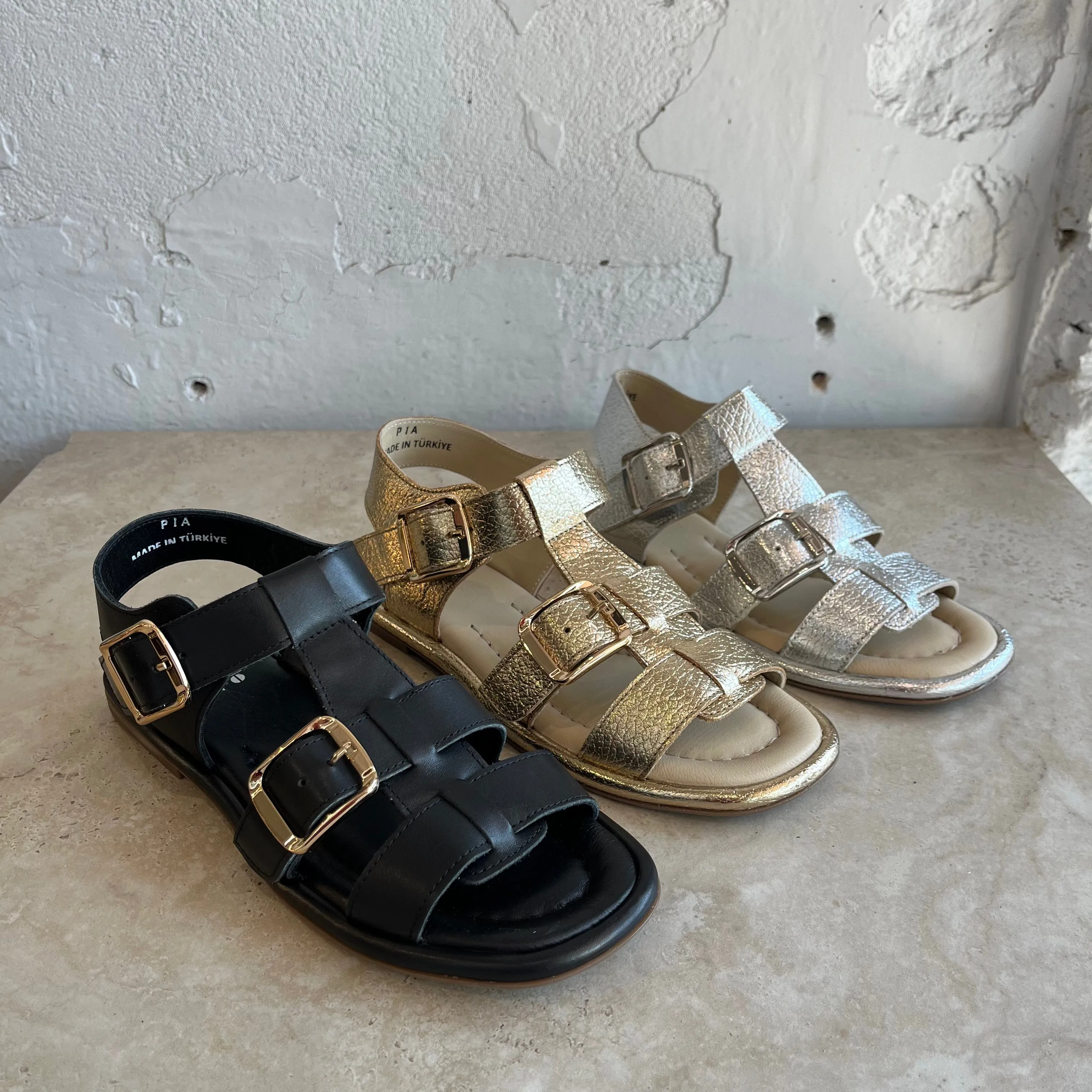 Nu by Neo Pia Pebbled Gold