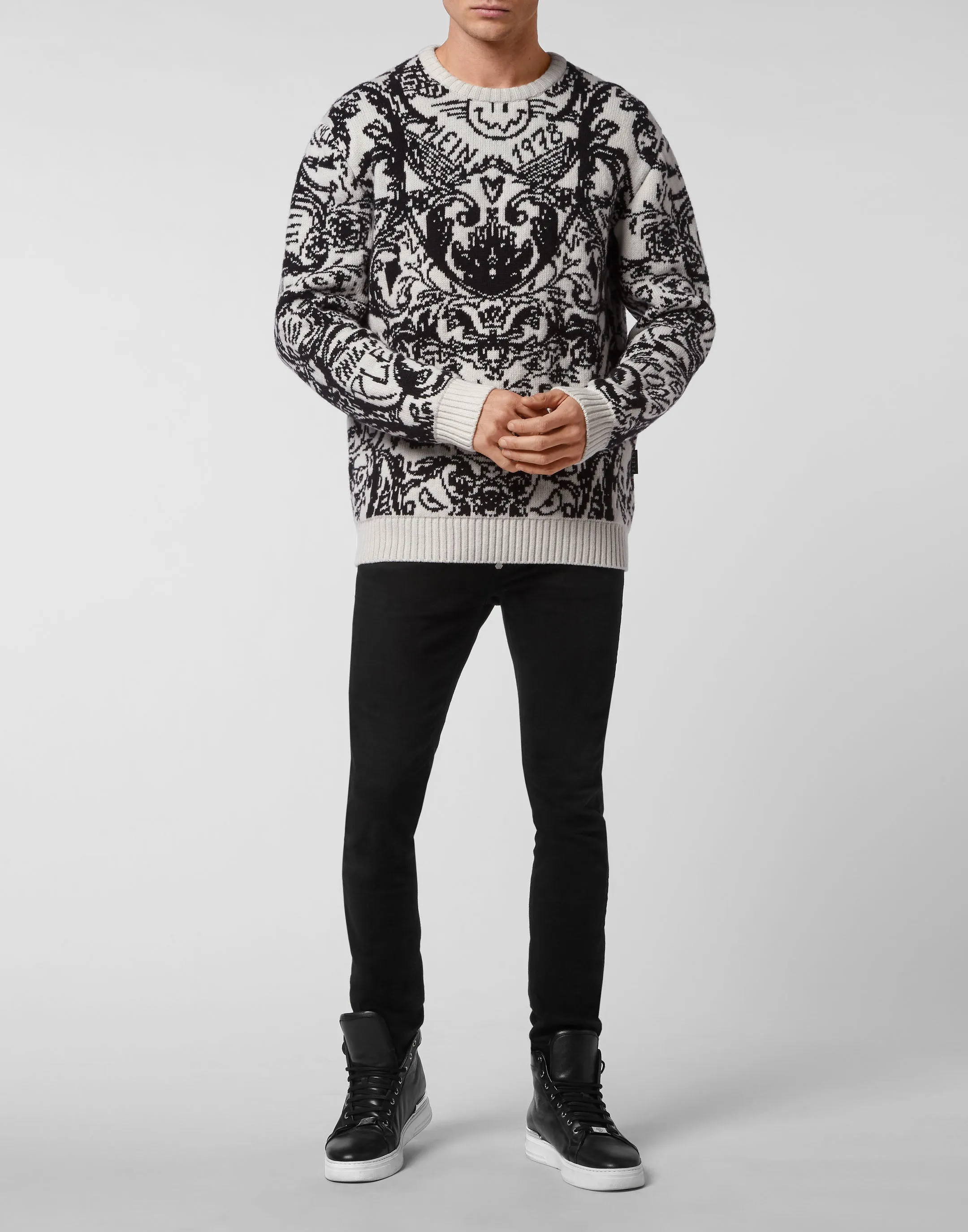 Pullover Round Neck LS
